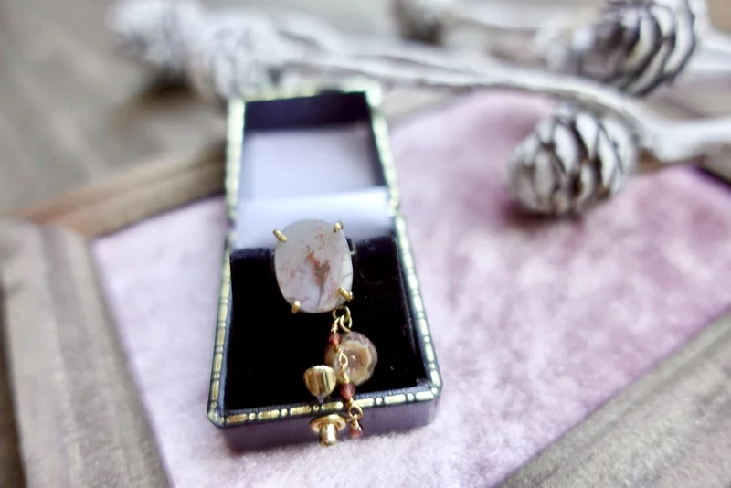 ハンドメイド作品「春な忘れそ　〜デンドリティックアゲートリング〜」