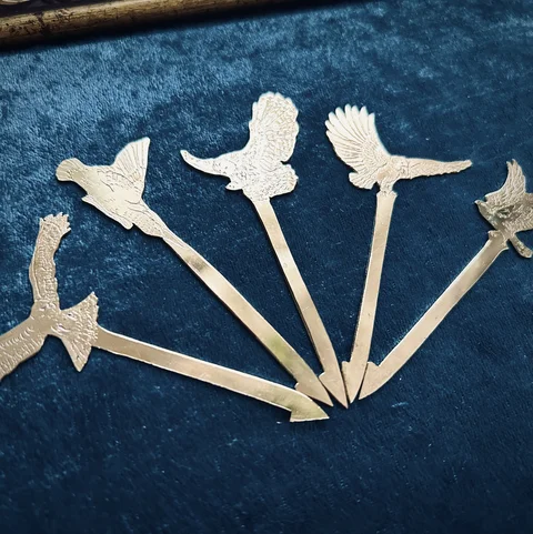 「かっさらいフルーツピック」着用・展示イメージ