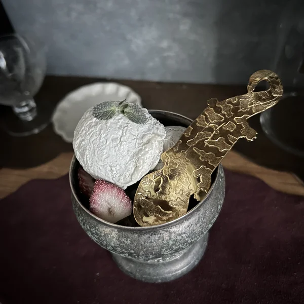 ハンドメイド作品「甘味泳ぐ匙」